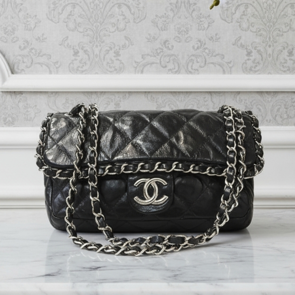 ​🖤 CHANEL "Chain Me" Quilted Flap Bag Black Lambskin Silver Hardware